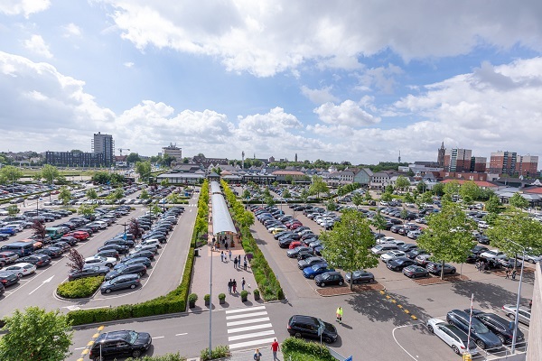 Parking spaces at Designer Outlet Roermond